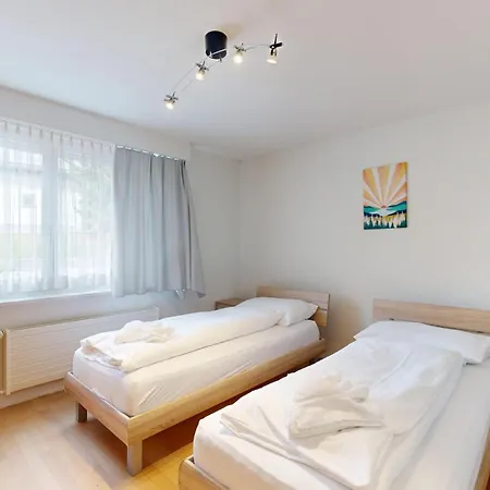 Grosszuegige 3 Schlafzimmer In Bergblick Zentral