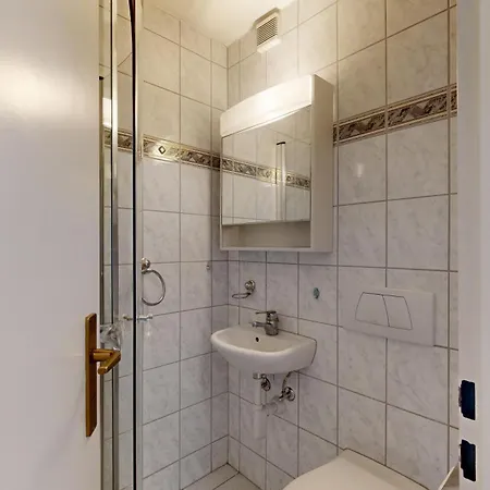 Grosszuegige 3 Schlafzimmer In Bergblick Zentral Davos