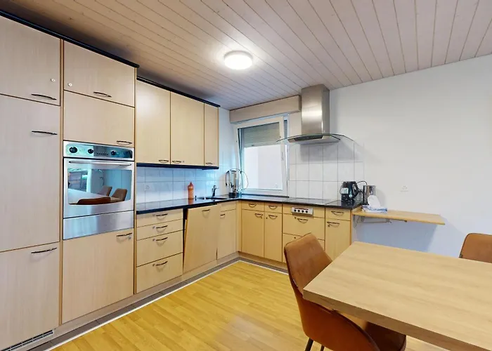 Grosszuegige 3 Schlafzimmer In Bergblick Zentral Lägenhet Davos