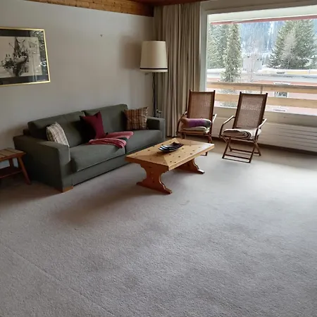Cresta - Three Bedroom Apartment *