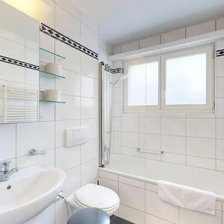 Großzügige 3 Schlafzimmer In Bergblick Zentral *